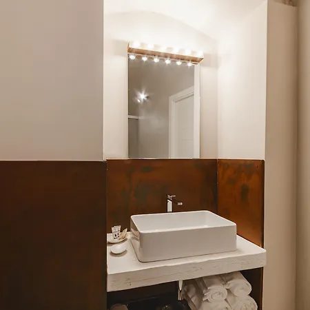Cenobio & 4* Ματέρα
